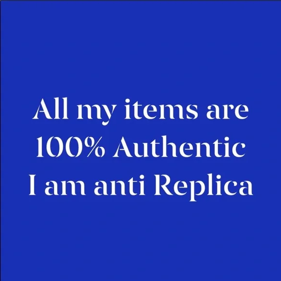 Louis Vuitton Monogram Vernis Leather Multicles 4 Ring Key Case